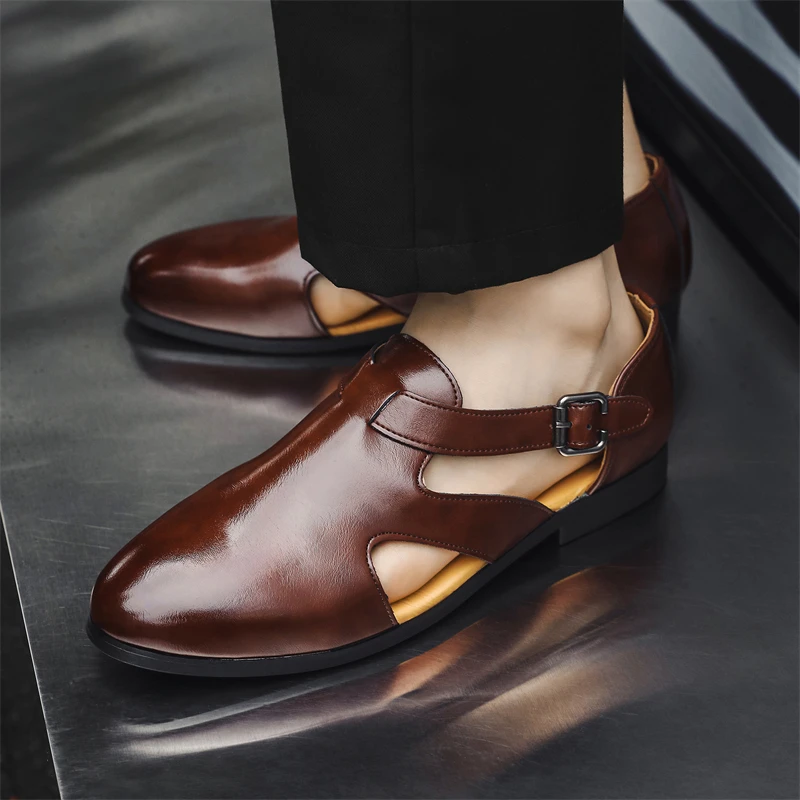 

Классические кожаные сандалии, мужские модные деловые повседневные туфли с открытыми отверстиями, удобные пляжные кожаные сандалии на мягкой подошве, дизайнерские мужские сандалии на плоской подошве