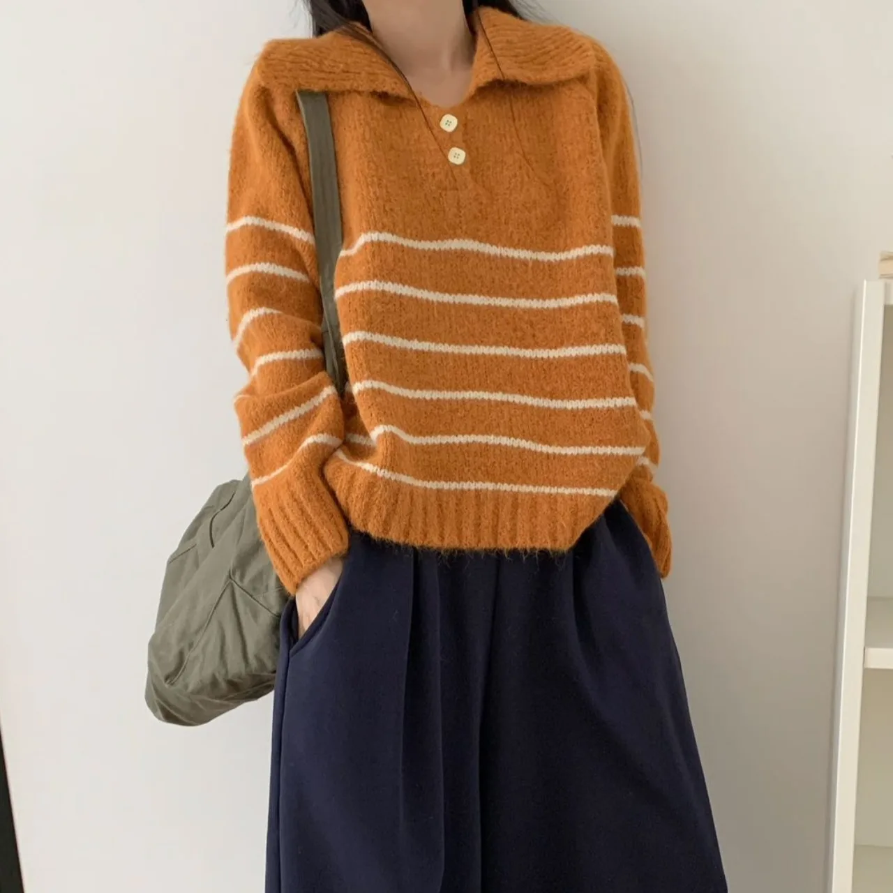 

Women's Chic Loose Fit Knitwear Bear Fur Collar Sweater Retro Striped Color Blo Soft Autumn Winter Faionable T-irt