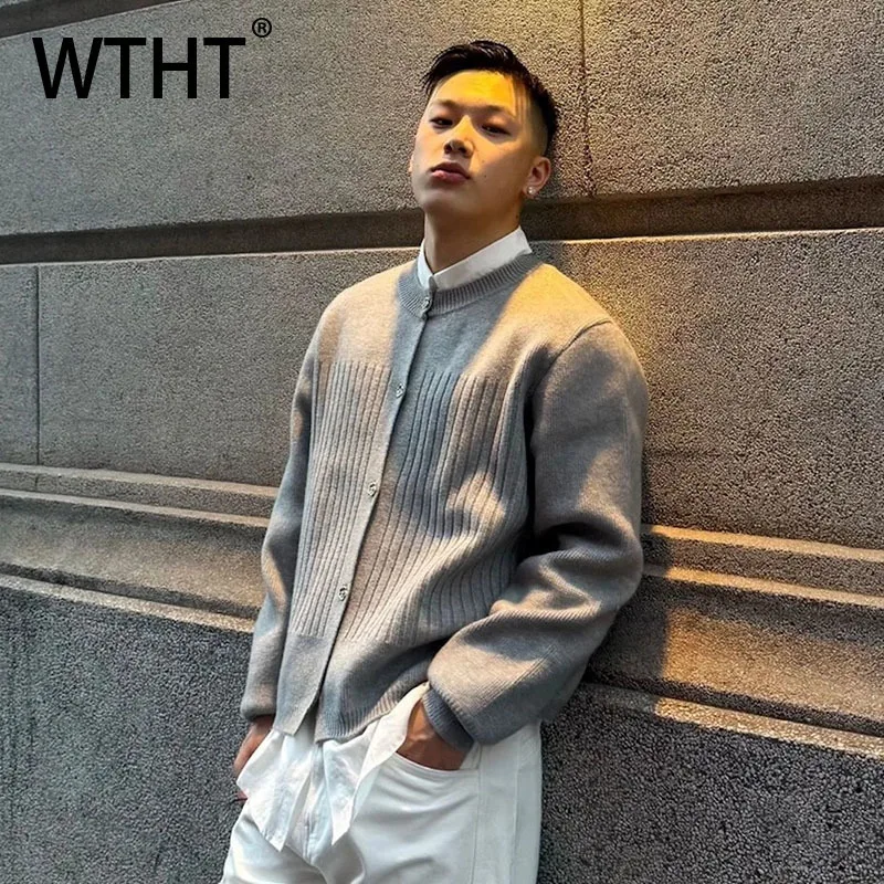 

WTHT Fashion 2025 Autumn Men's Solid Color Texture Knit Coats Trendy Round Collar Single-breasted Loosejackets Male 2A1900