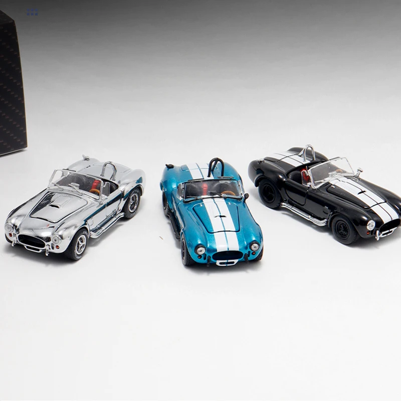 

1:64 Scale Ford Shelby Cobra 427 Vintage Simulation Alloy Car Model Static Display Collectible Toy Gift Souvenir Decoration
