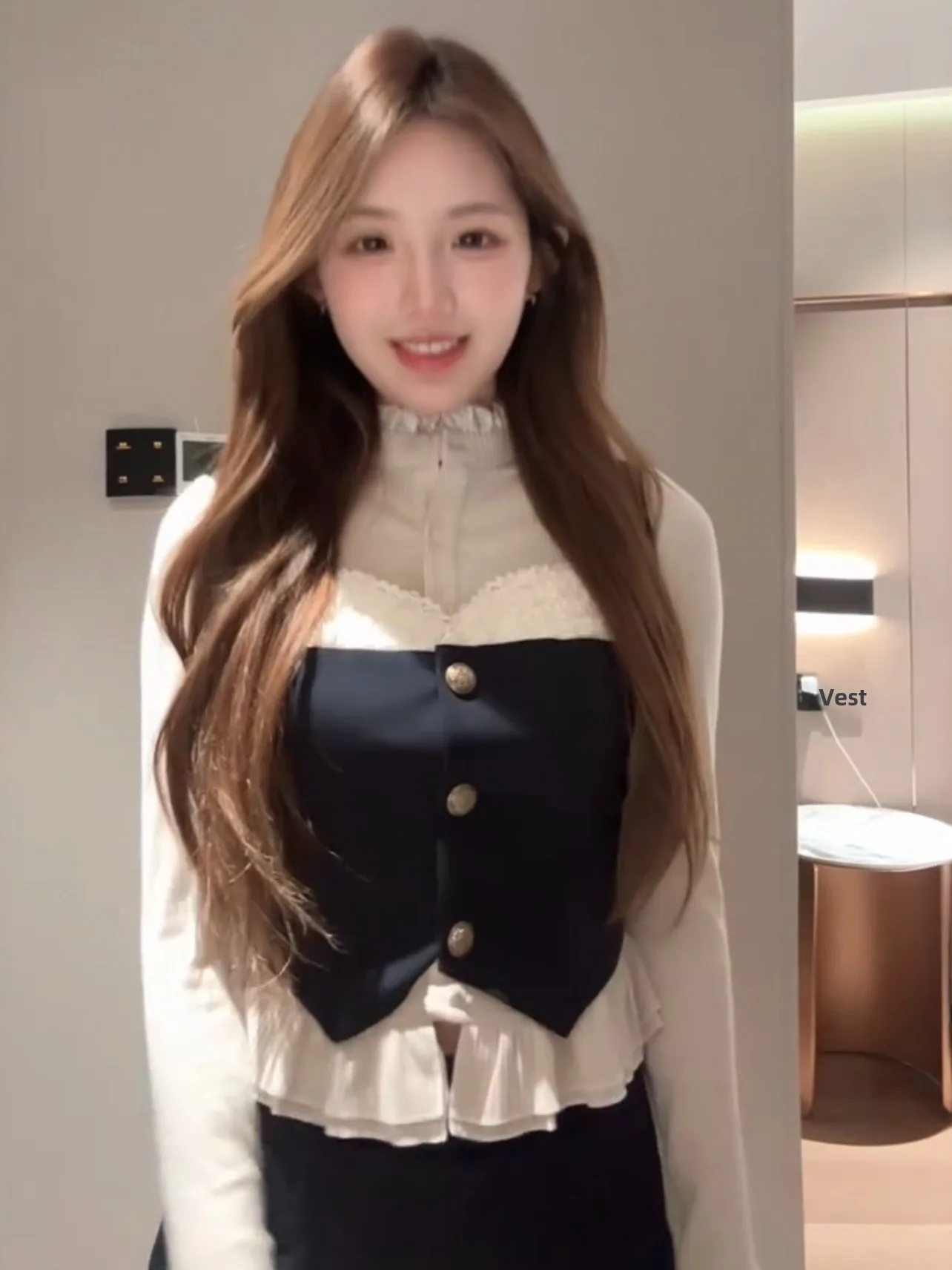 

Корейский длинный вязаный свитер-жилет для женщин, весенний комплект из двух предметов: топ и блузка, высококачественный, элегантный