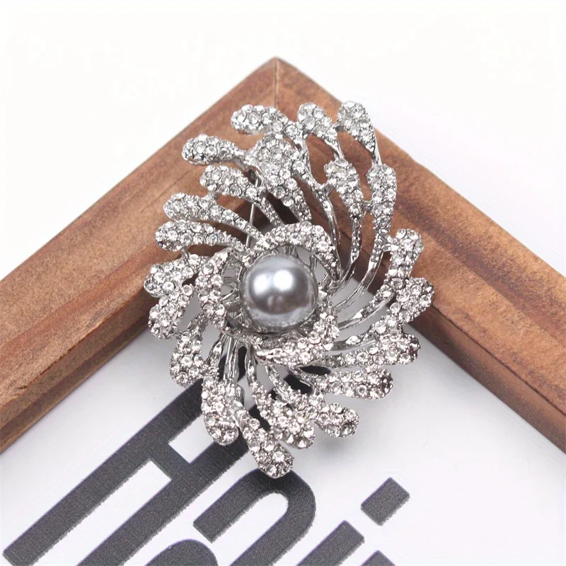 New Fashion Rhinestone Fireworks Brooch Elegant Luxury Women's Clothing Accessories Corsage Pin Gift