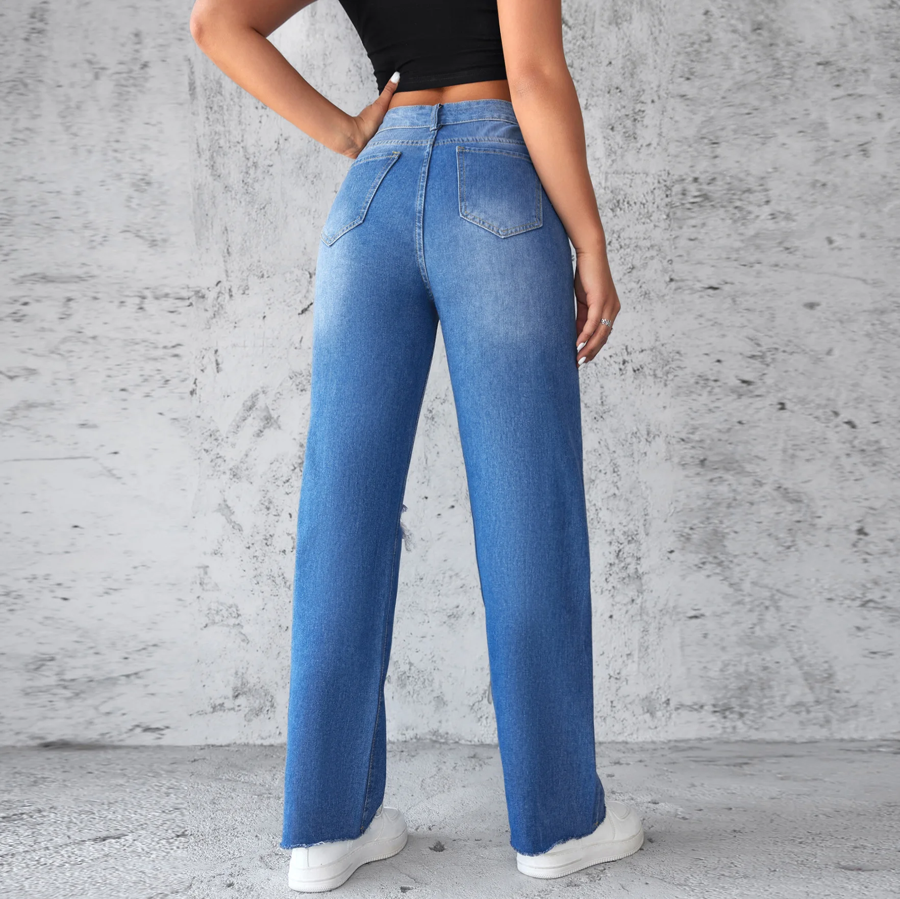 กางเกงยีนส์ขาตรงฉีกแฟชั่นยุโรปและอเมริกาล้าง Four Seasons กางเกงยีนส์เอวสูงทรงหลวมลําลองสําหรับสุภาพสตรี