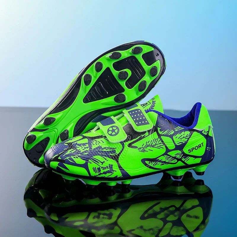 

New Men Kids Soccer Shoes Ultralight Professional Cleats Non-Slip Match Football Boots Grass Boys Training Shoes Drop Shipping