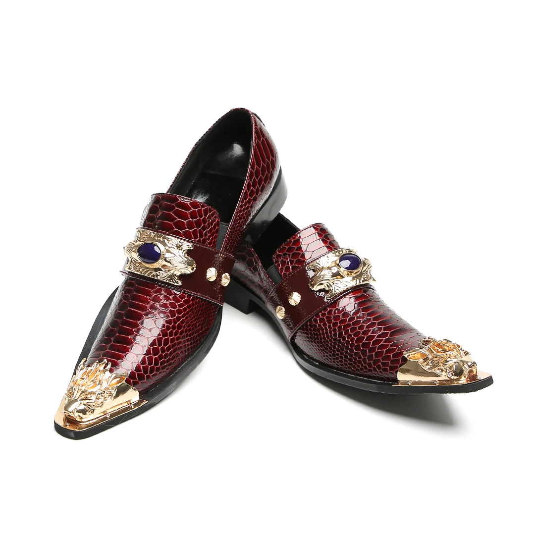 Herrenschuhe aus echtem Leder in Weinrot mit Schlangenmuster, goldener Tiger-Schnalle und violettem Edelstein-Dekor, urbanes Modeschuhwerk für Partys – Detail 11