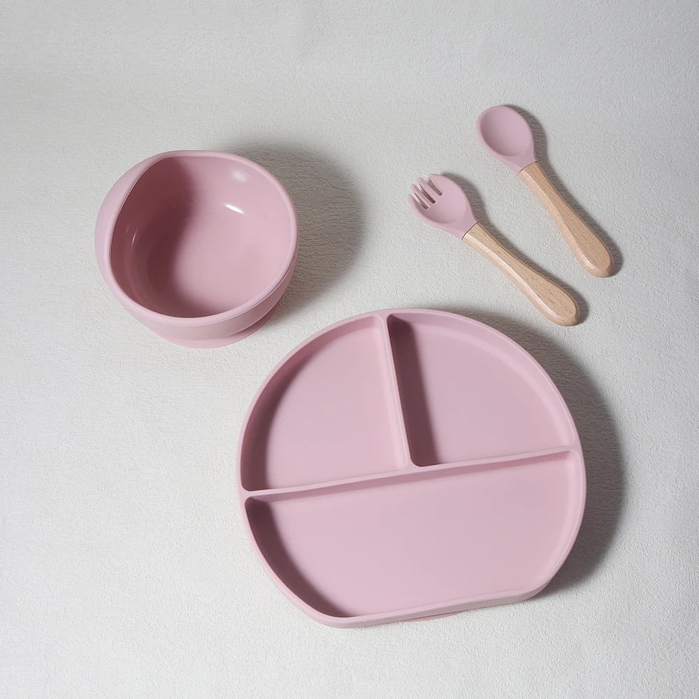 4 pcs baby feeding set silicone baby suction plate and spoon set Children's Dishes Set Baby Silicone Tableware Set