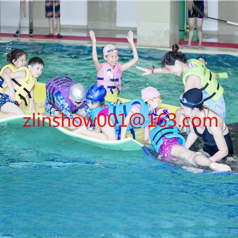

Custom Factory Price Wholesale Pool Water Playing Floating Mat