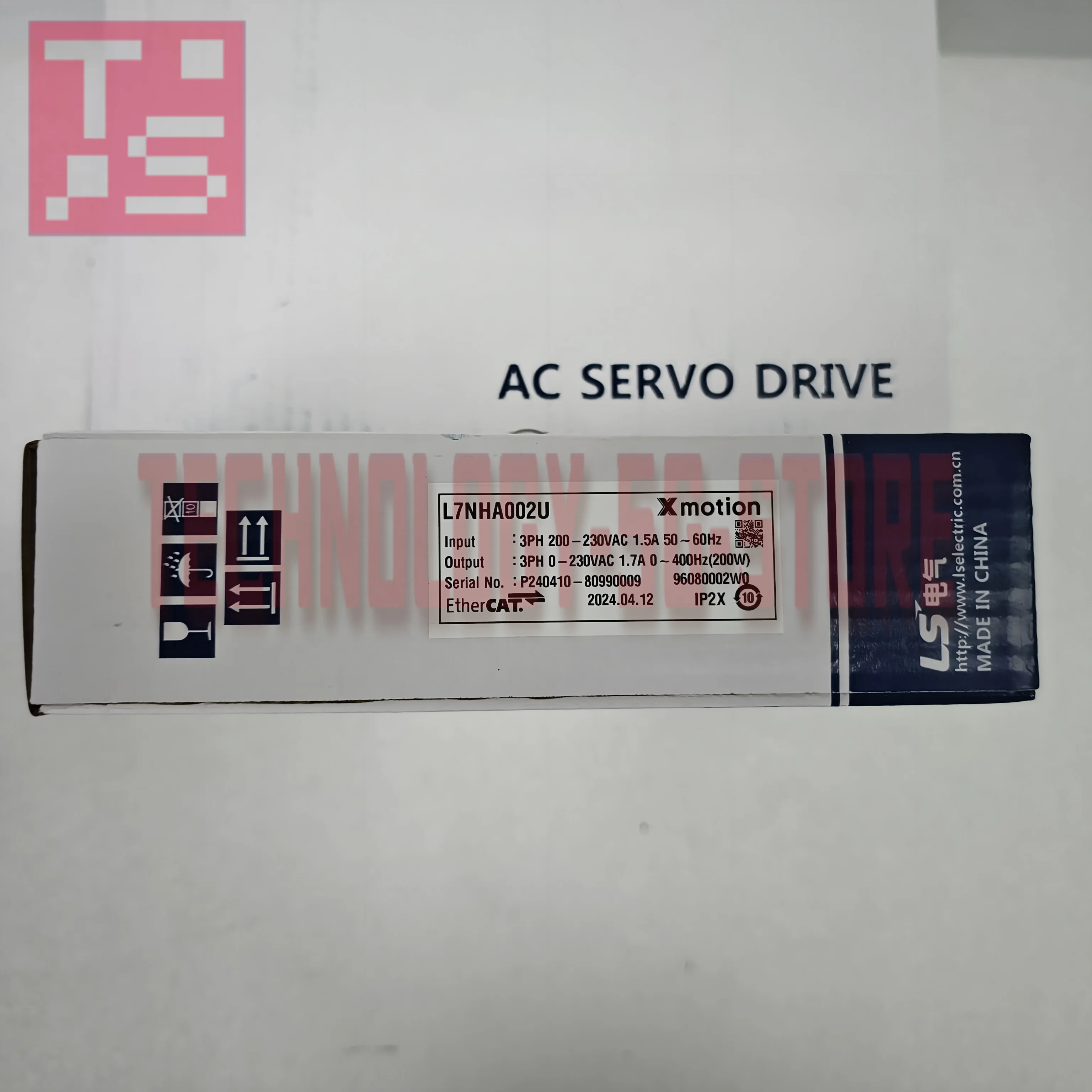 

NEW in box L7NHA001U servo driver