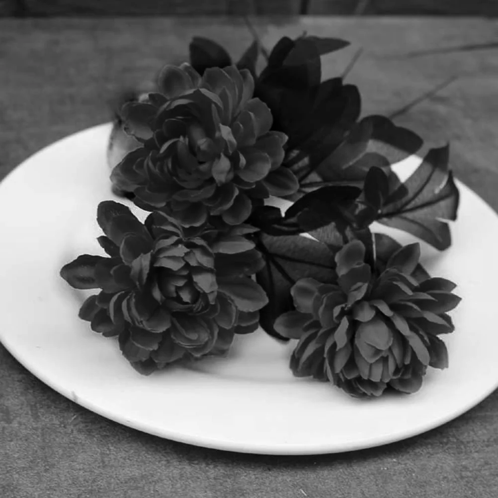 

12Pcs Black Artificial Dahlias Realistic Halloween Decor Faux Flowers for Memorial Day of The Dead Floral Arrangements