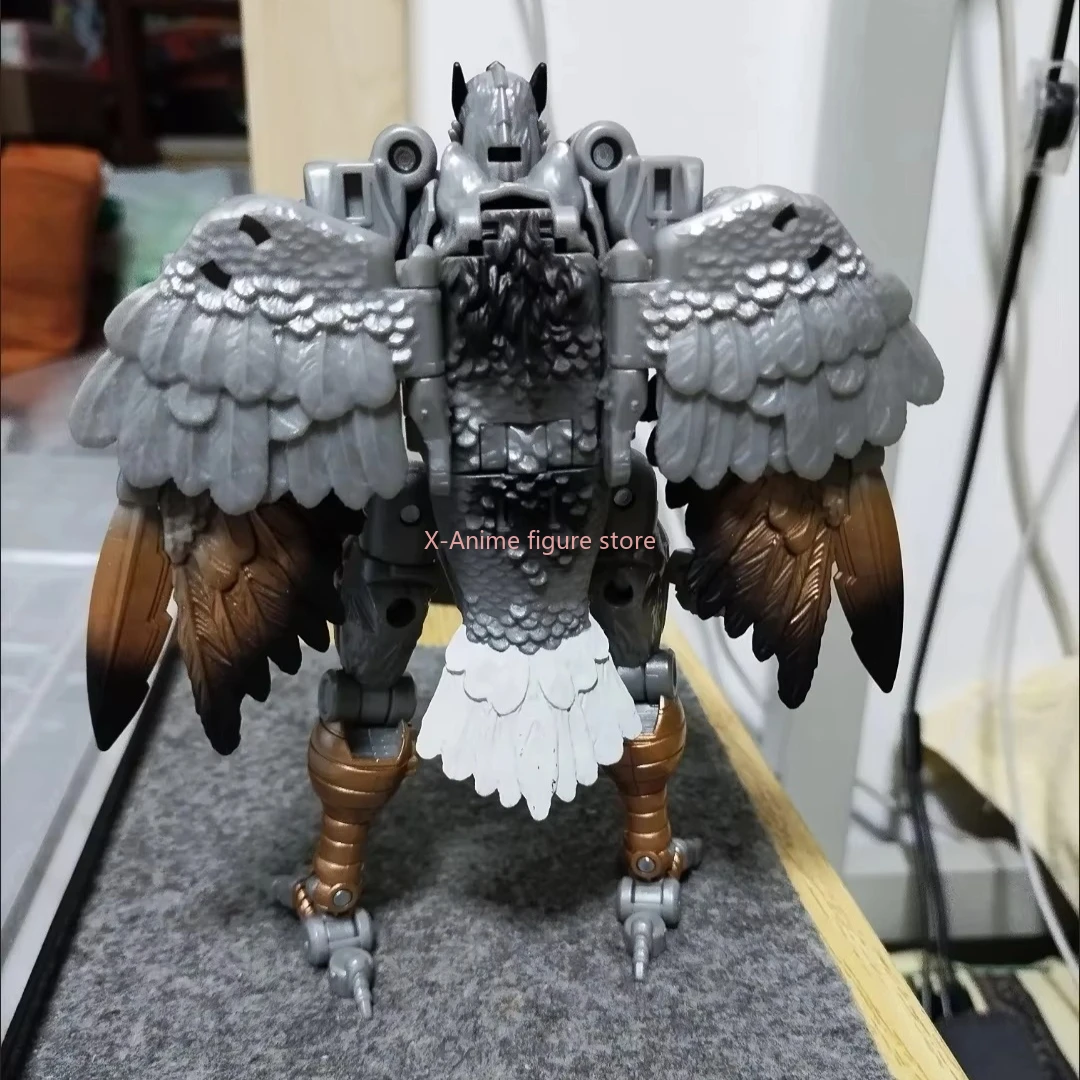 In Stock Hasbro Transformed Toys Legacy United Voyager Beast Wars Universe Silverbolt Flying Dog Anime Action Figures Hobbies