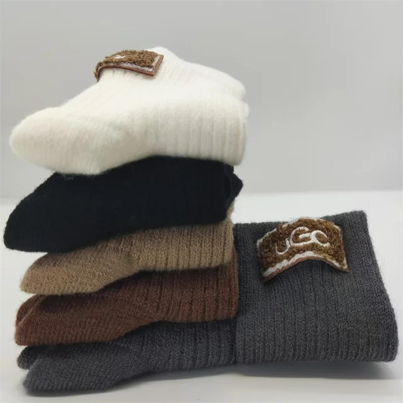 

Женские носки Ins, носки средней длины, сохраняющие тепло, вязаные женские зимние ботинки, носки на каблуке с меховой этикеткой, женские носки, новинка зимы, 1/5/10 пар