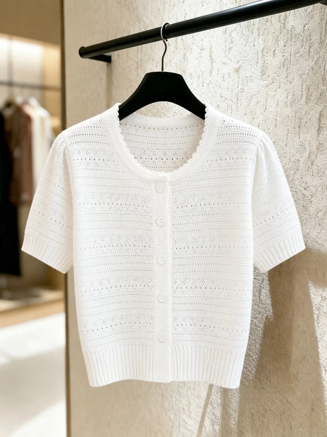 

Summer Design Hollow out round Neck Knitwear Single Button Short Sleeve Commute Slimming Versatile Top Women's Fashion Silk