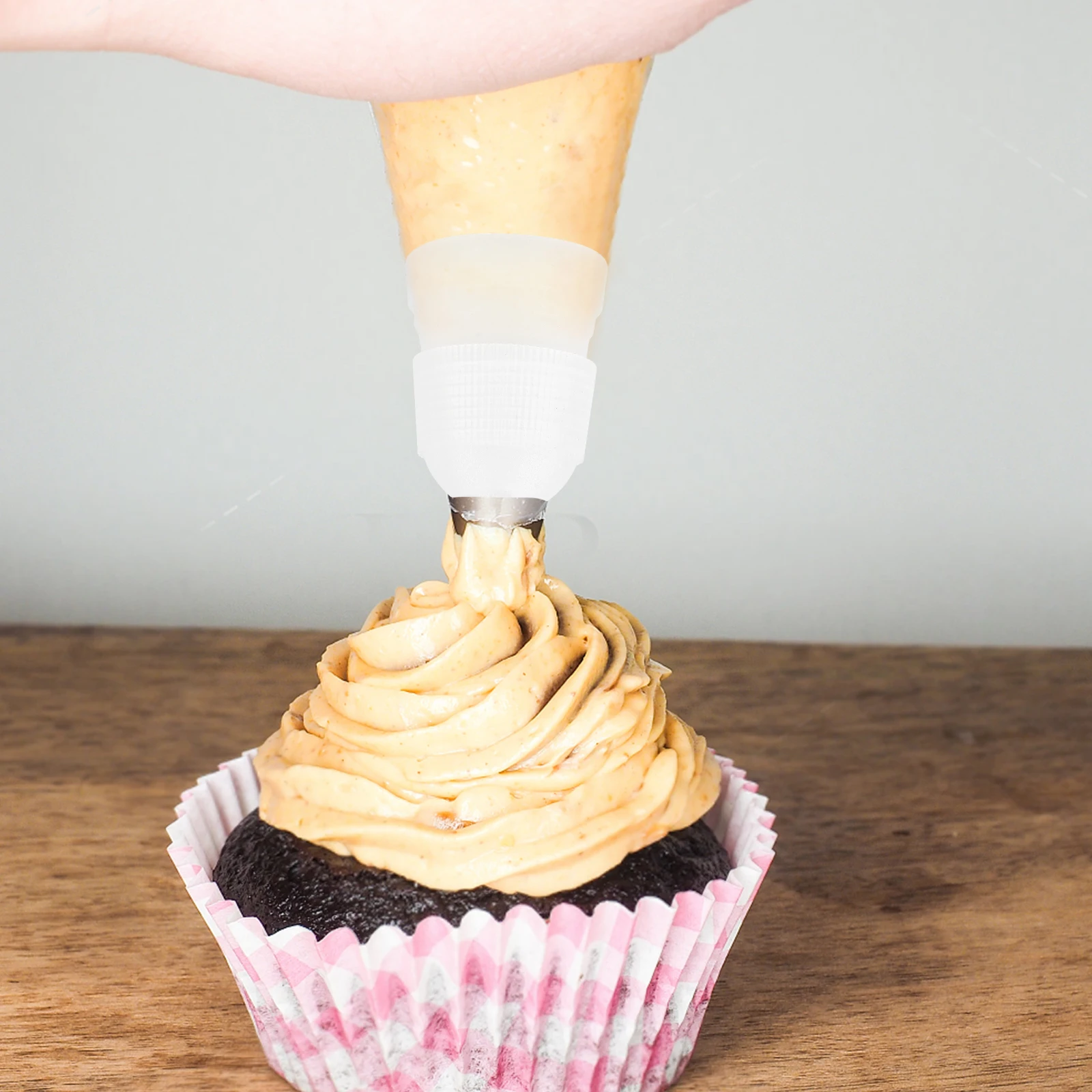 

20Pcs Silicone Cake Nozzle Converters Piping Bag Couplers Reusable Baking Tools for Cupcake Cookie Pastry Decoration