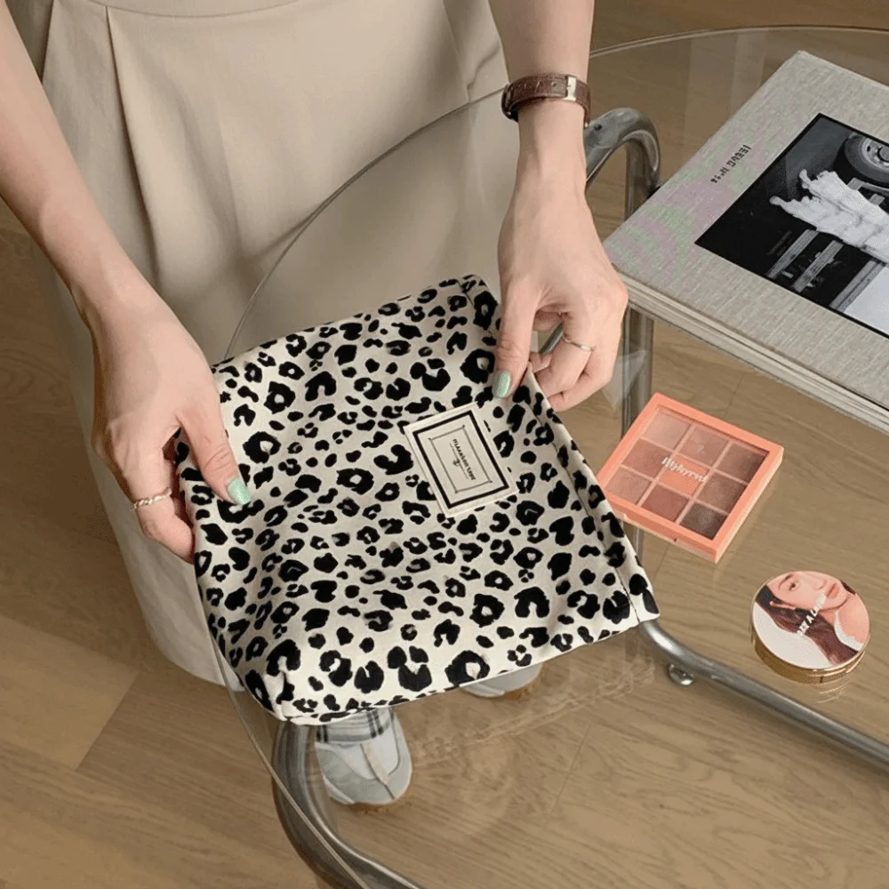 

Портативная косметичка с леопардовым принтом, минималистичная сумка для хранения из холщовой ткани, косметичка в западном стиле, для ежедневного использования