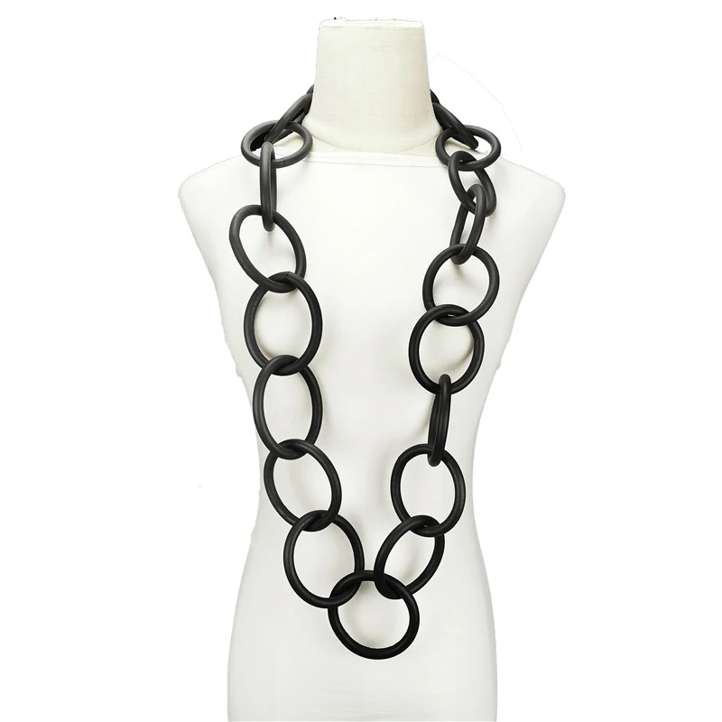 New Gothic Handmade Circle Hollow Design Black Rubber Chain Ethnic Punk Style Clothing Sweater Chain Party With Long Necklace