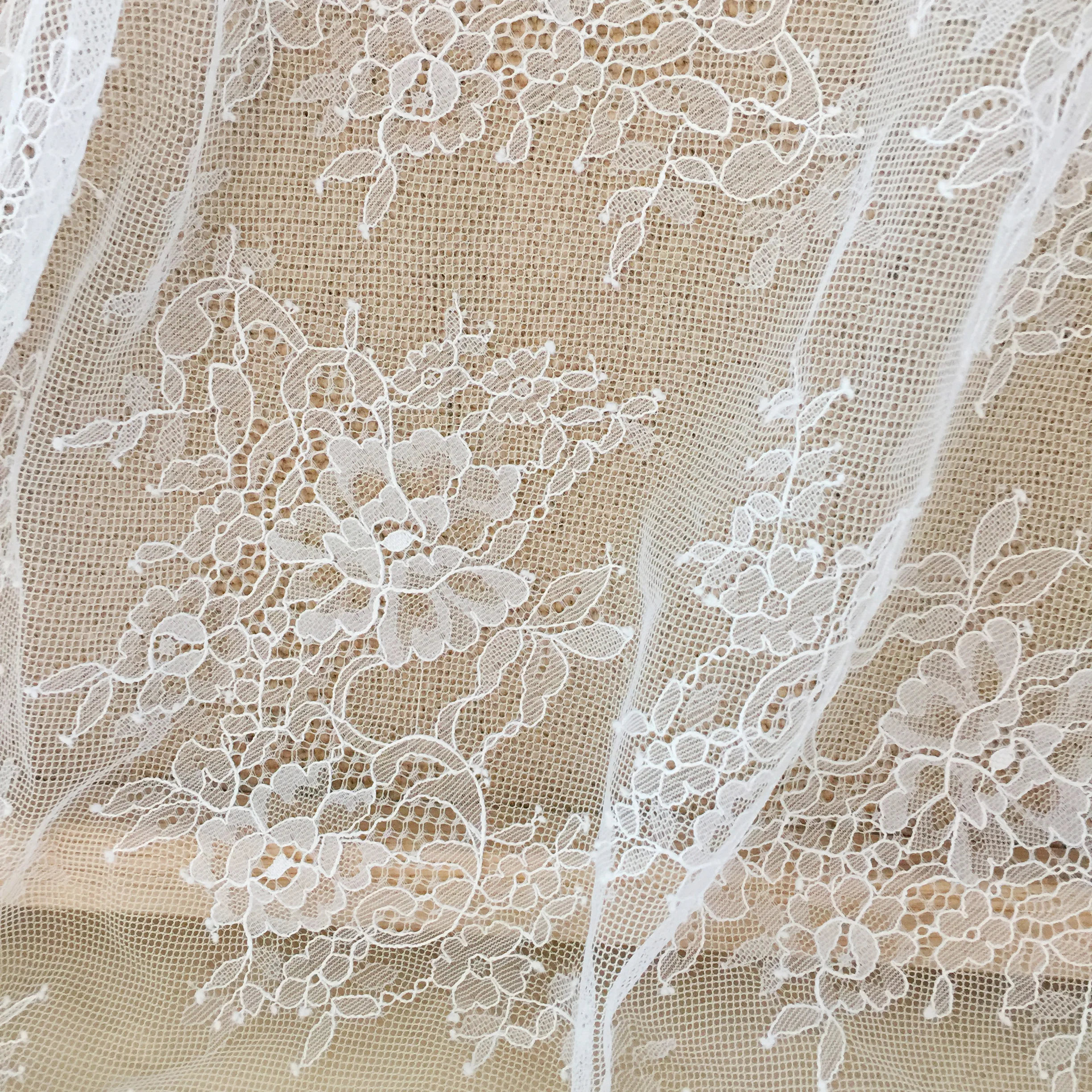 1yard price Chantilly Lace Traditional Wedding Lace Fabric White Ivory Hot Selling DIY Material Sewing