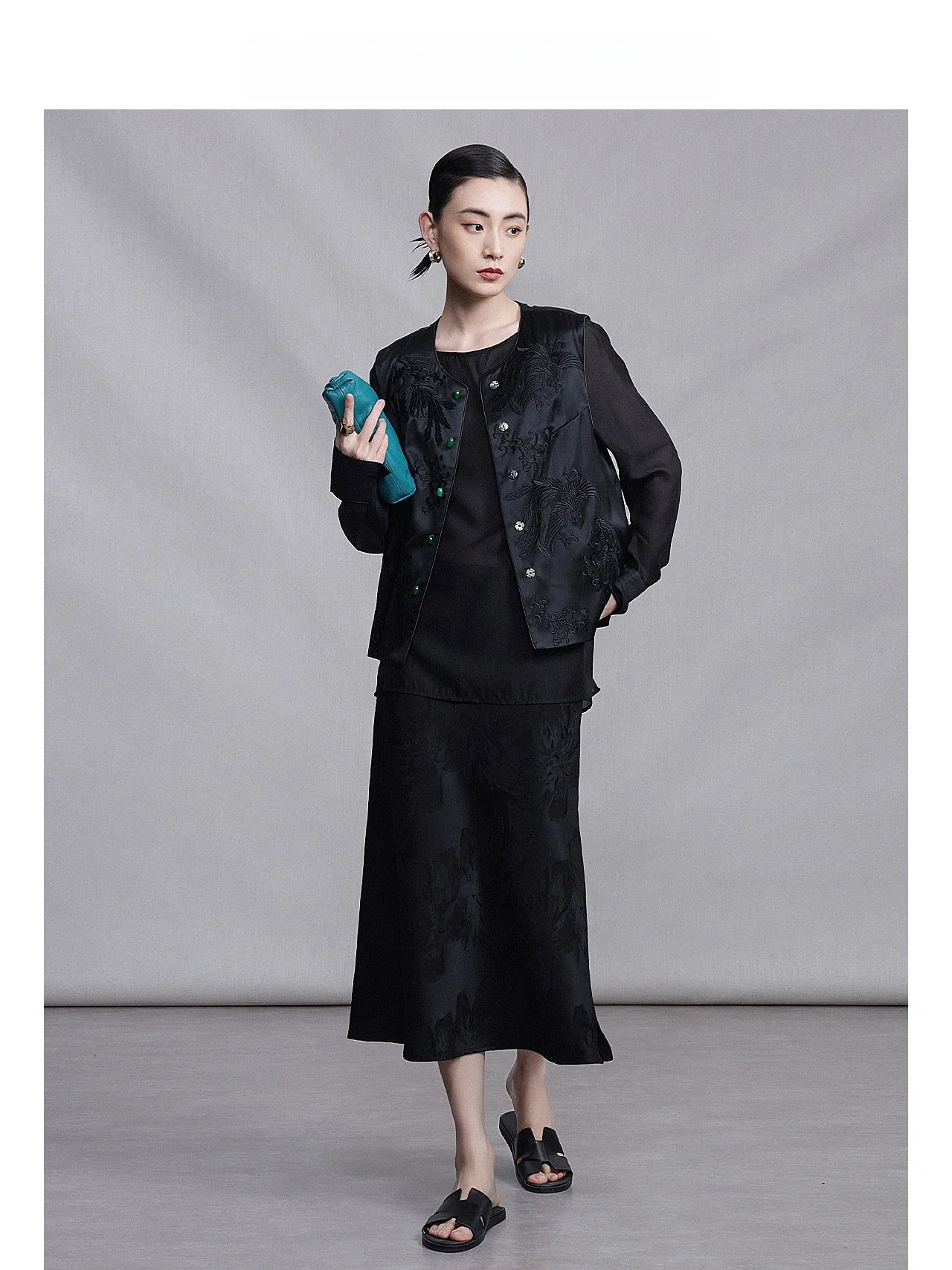 

Annibycn High-End New Chinese Style Women's Vest Jacket Phoenix Embroidery Light National Style Outerwear Fashionable Button up