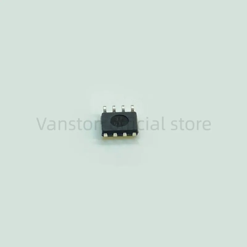 10pcs  LM393DR SMT SOP-8 LM393 Low Power Voltage Comparator LM393D Chip New Original