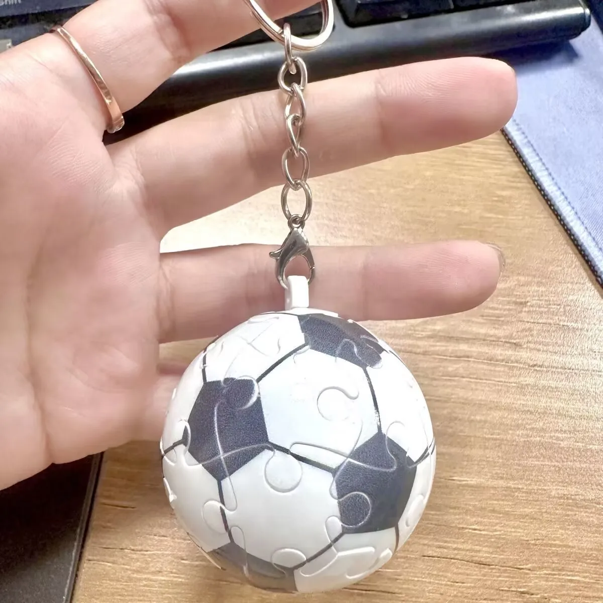 Giocattolo portachiavi puzzle sferico 3D, 24 pezzi, regalo creativo per altri