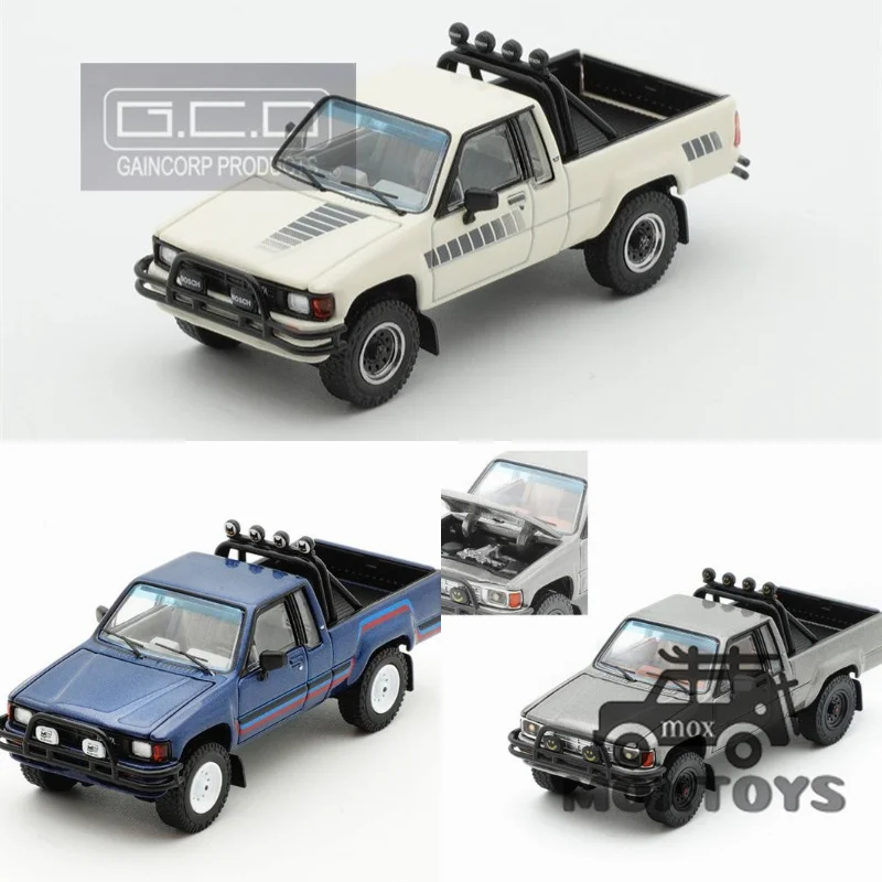 

Литая под давлением модель автомобиля GCD 1:64 Hilux 1985 SR5