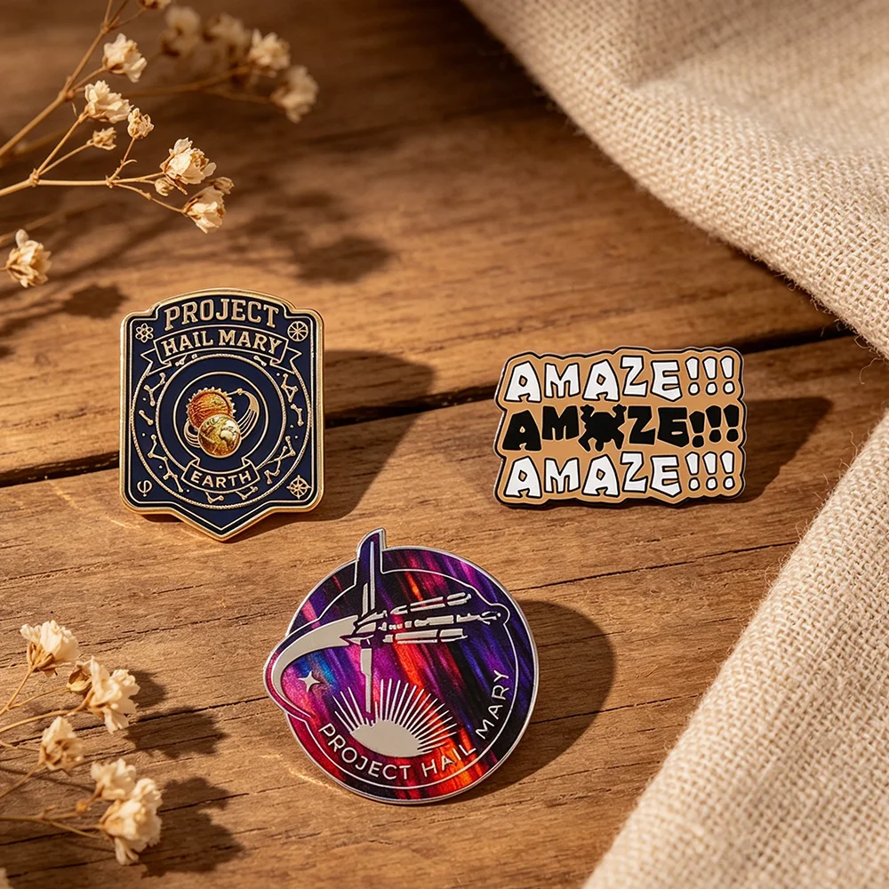 Project Hail Mary Emaille-Anstecknadel Film-Fan-Kollektion Merchandise Rucksack-Anhänger Geburtstagsgeschenk für Frauen Weihnachtsgeschenk – Detail 3