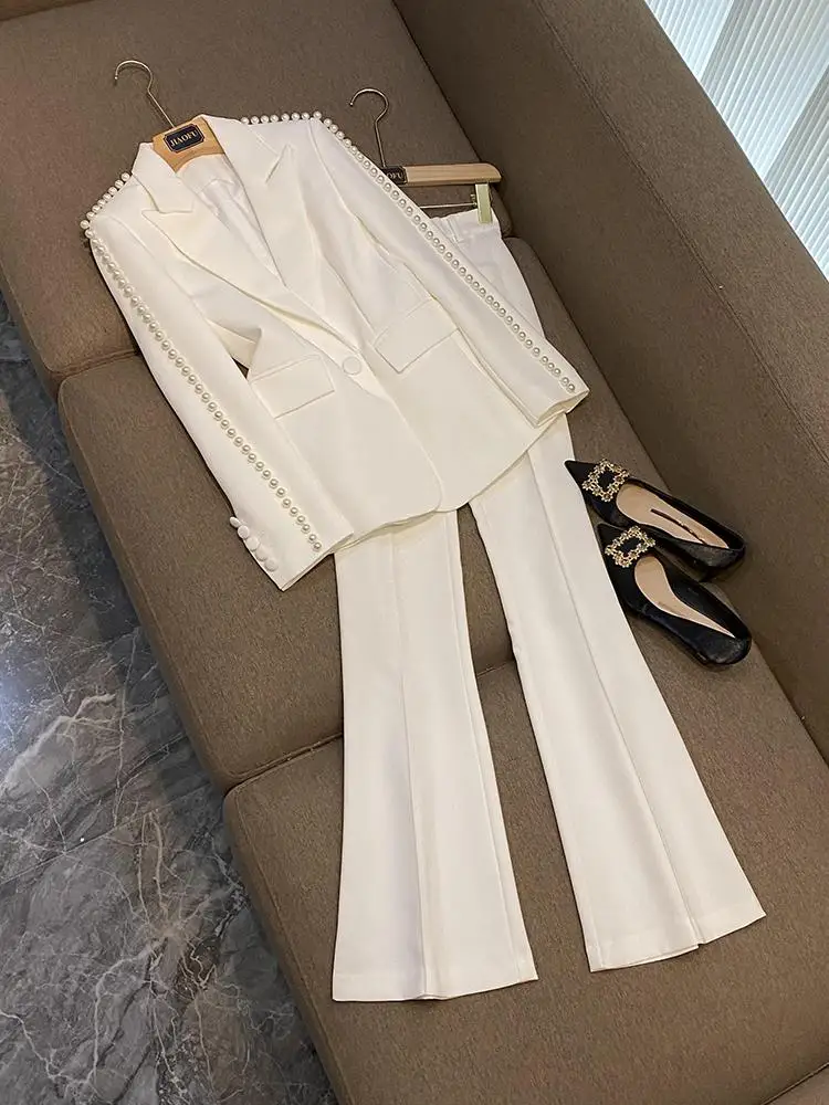 بدلة ميدي بيضاء علوية وبنطال ذو قصة أرجل واسعة طقم مكون من قطعتين ملابس نسائية قابلة للتجاعيد للأعمار من 25 إلى 35 عامًا صنع في الصين