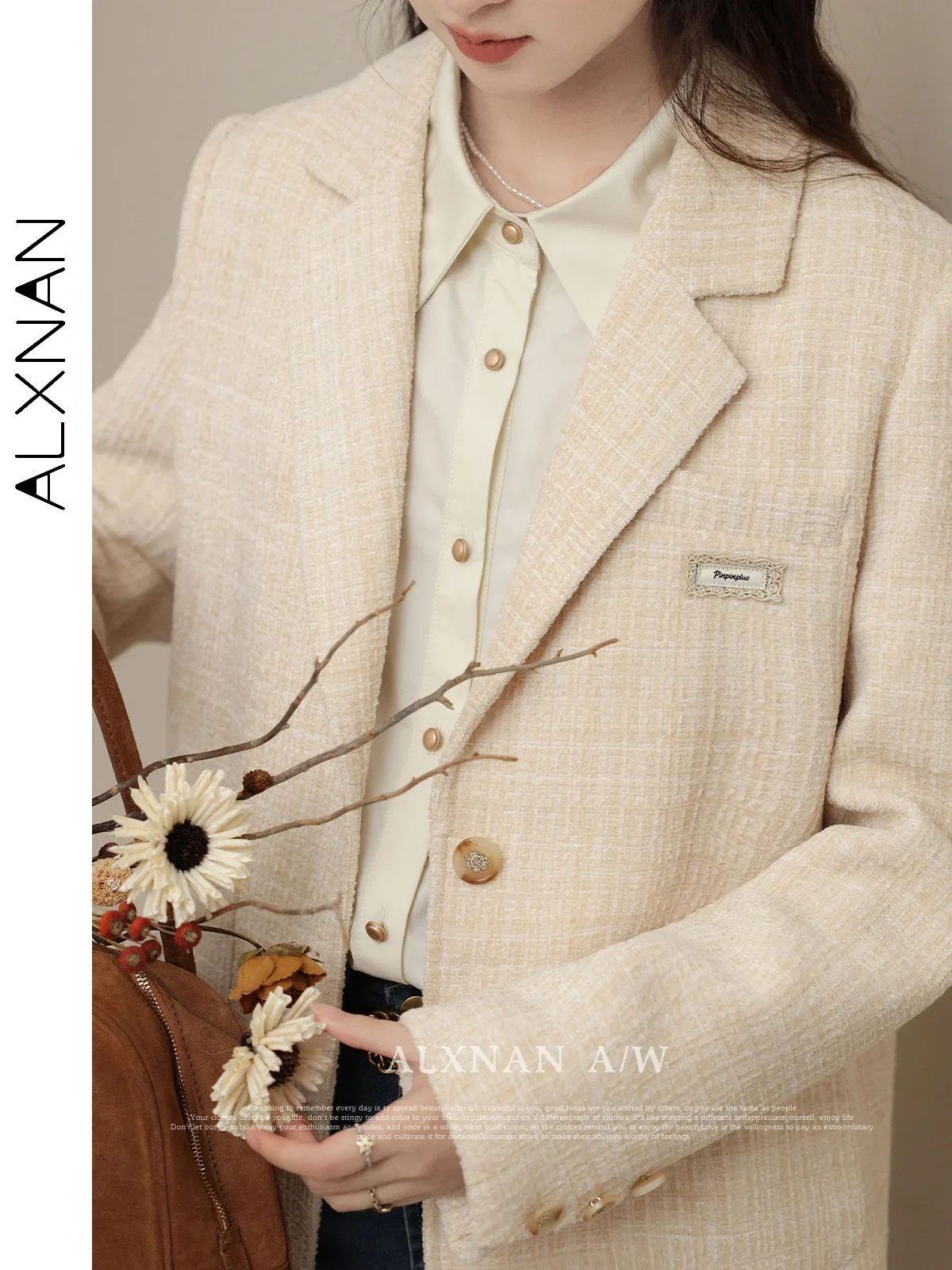 

ALXNAN Women's Tweed Plaid Blazers 2024 Autumn Winter Sweet Suit Collar Single Breasted Letter Tag Female Commuter Coat LXN32077