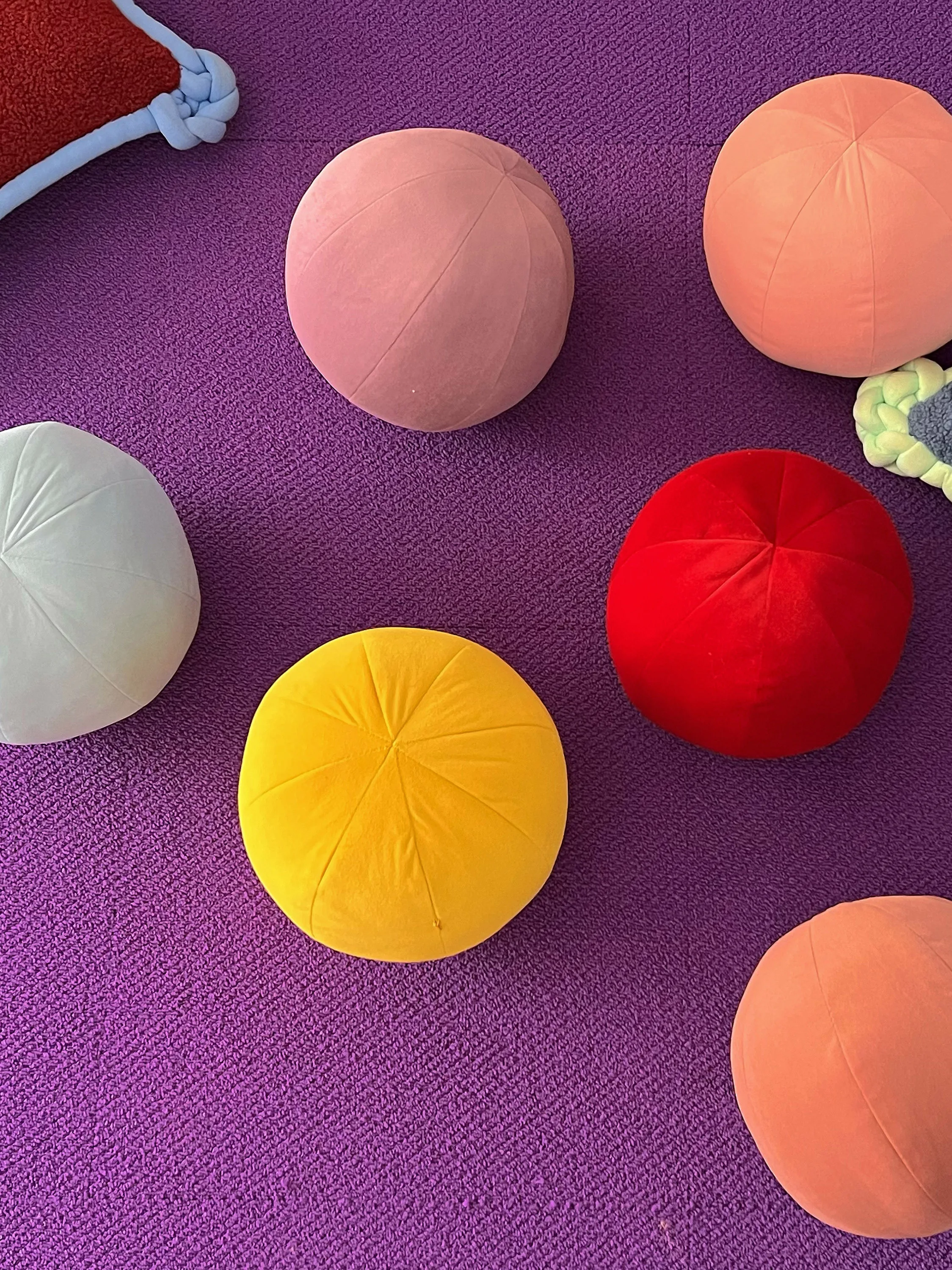 

Ball Pillow Pure Color Velvet round Ball Sofa Bed Decorative Cuion Traditional Chinese Sle Home Textile