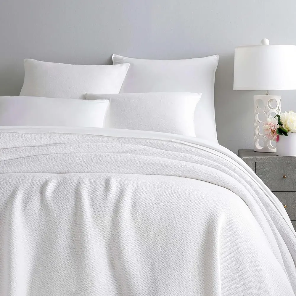 

Quinn White Cotton Blanket, Twin Size, White Solid Pattern