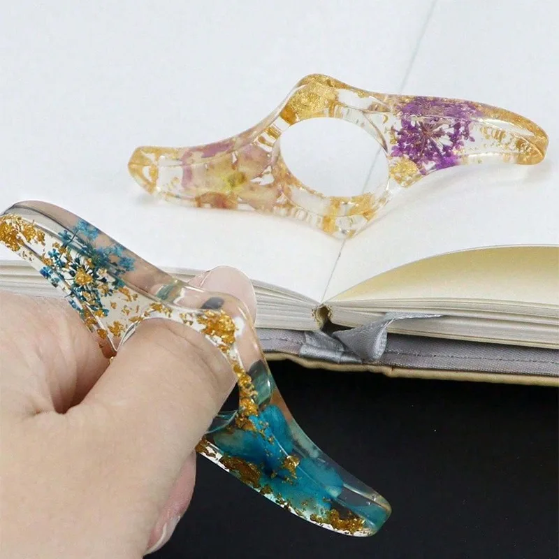 2pc Clear Resin Book Stands, Handmade Thumb Page Holders, Equipped with Bookmarks, Nice Reading & Teacher Supplies