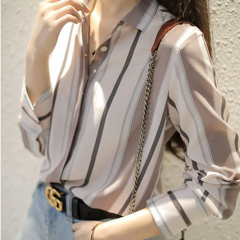 casual commuting long sleeved chiffon Striped shirt for women\'s spring autumn new Korean version versatile loose bottom top