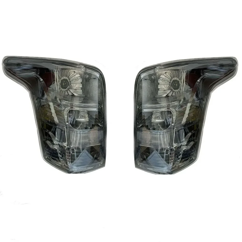 

Automobile Signal Light Rear Brake Taillight Tail Light Stop Light for Mitsubishi Triton TRITON L200 2015-2019 Without Lamp