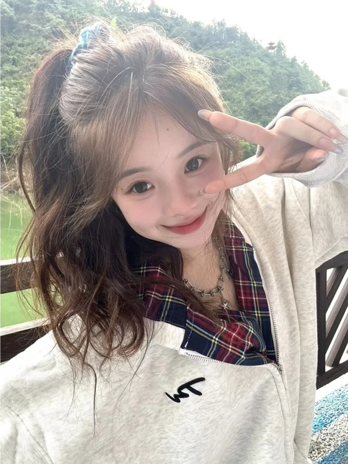 レトロアメリカンアイ チェック柄パーカー ジャケット レディース ゆったり 冬新作 スリムトップ 暖かい 通勤 スリム ロング丈 ジップアップ