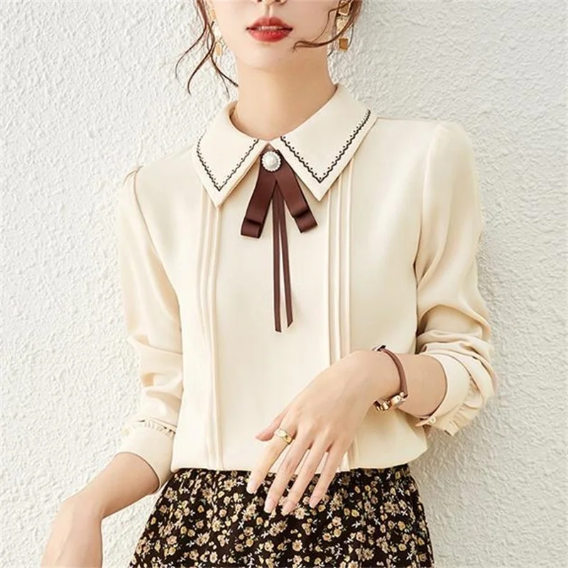 Women Spring Autumn Style Blouses Shirts Lady Casual Long Sleeve Peter Pan Collar Blusas Tops DF4655