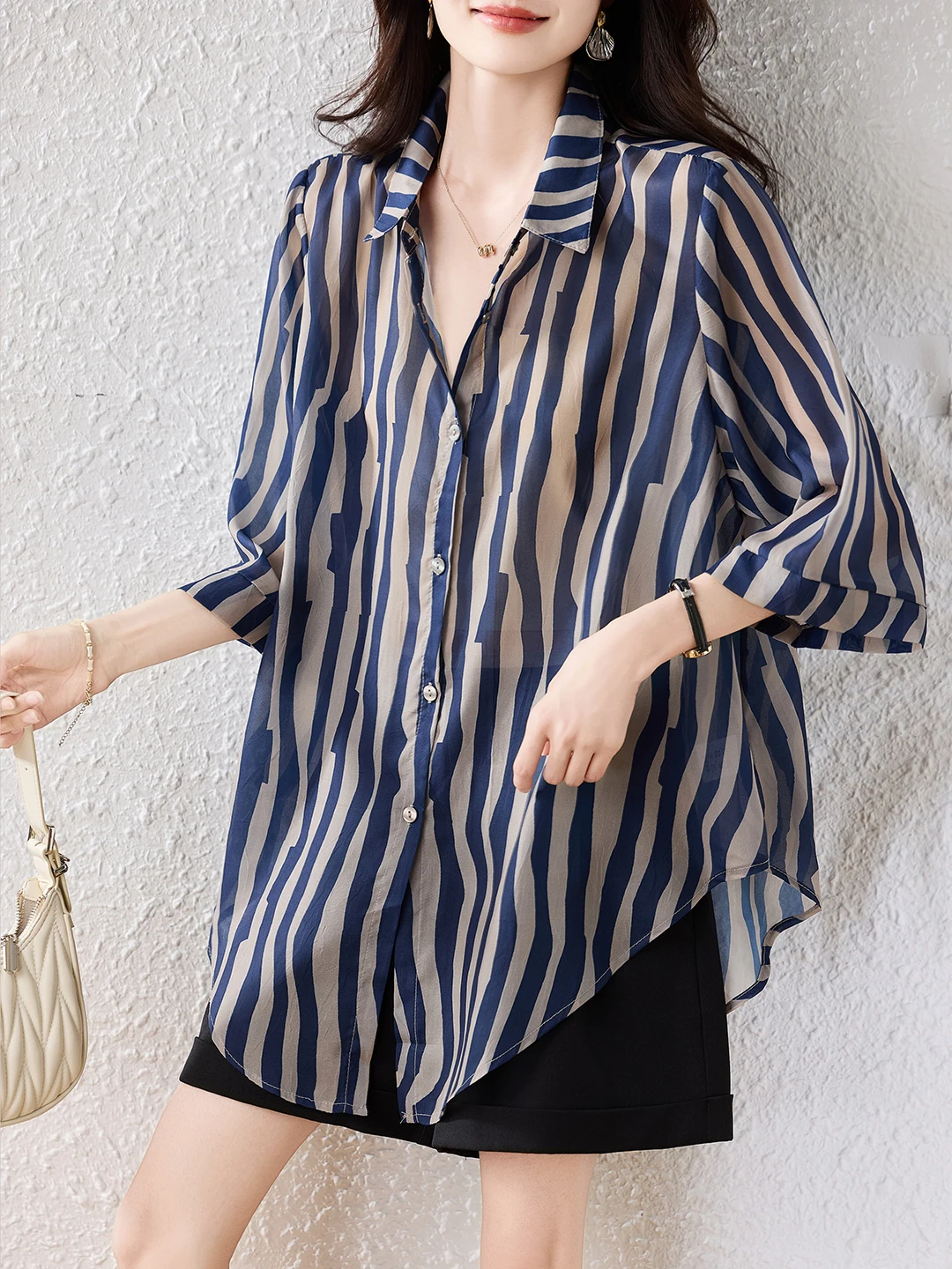 

Summer New Sle Faionable Stripe irt Loose Fit Casual Collar Slimming Effect Comfortable Lightweight Women's Top