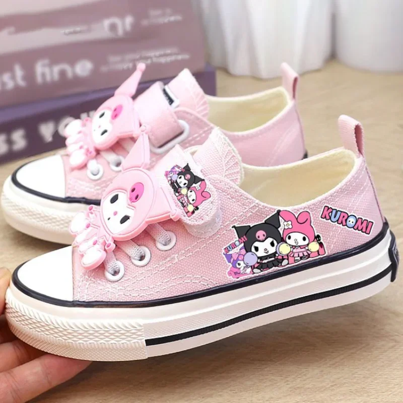 حار Kuromi فتاة حذاء قماش سانريو مرحبا كيتي Kawaii الطفل أحذية رياضية أحذية التزلج الكرتون هدية القماش أحذية منخفضة أعلى أحذية رياضية