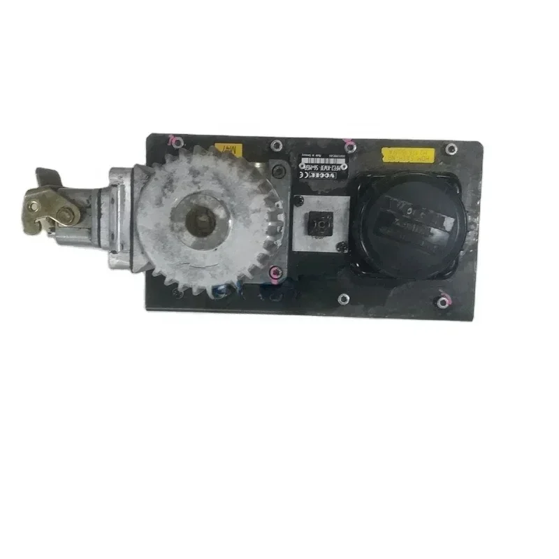 

Original M2.126.1501 Oil Pump motor MFE2-KW3F-S6+MGP Engine M2.126.101/A MFE2-F-150-S6+MGP MS-WN1021.432