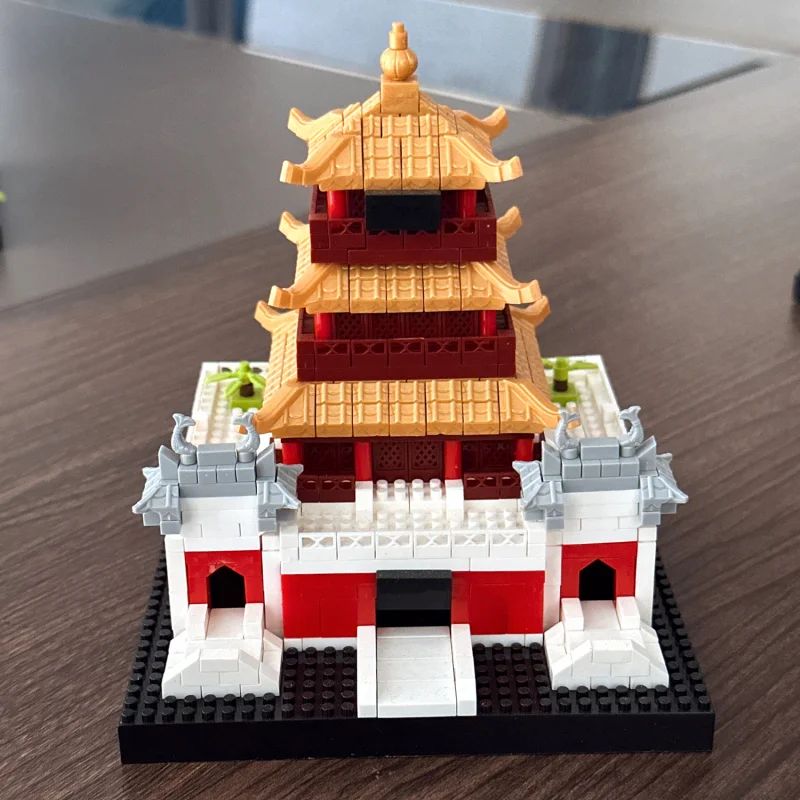 미니 블록 노란색 크레인 타워 빌딩 세트 빌딩 벽돌 건축 모델 키트 마이크로 블록 세트 어린이와 성인을위한 선물