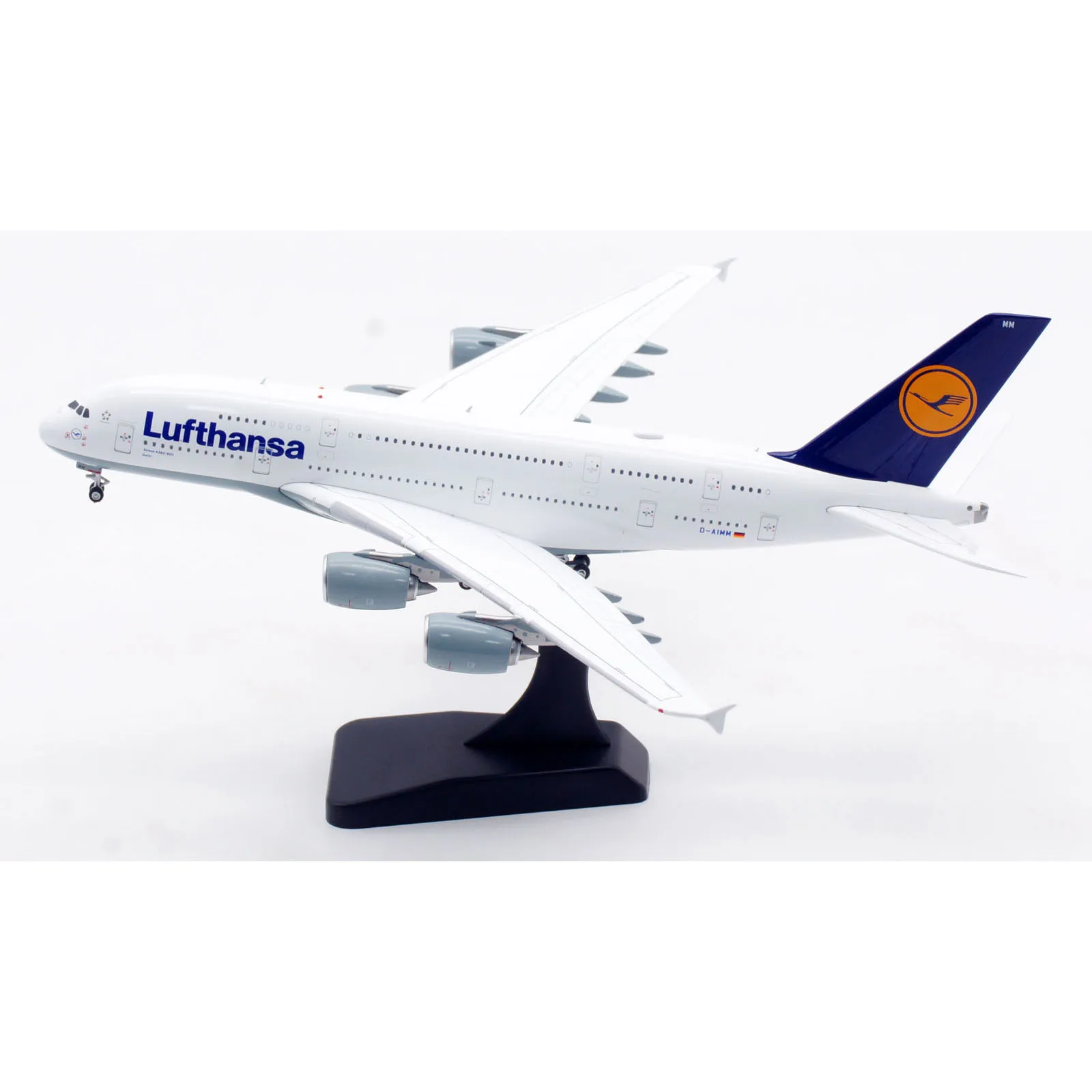 WB4037 Alloy Collectible Plane Gift Aviation 1:400 Lufthansa Airlines Airbus A380 Diecast Aircraft Model D-AIMM Tractor+Stand