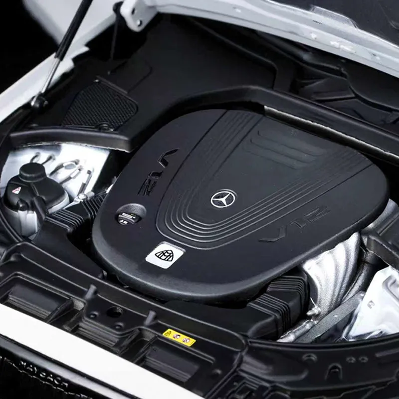 新登場！ほぼ実物そっくりのメルセデス・マイバッハSクラス「ダークナイト」シリーズ 1/18スケール 合金製シミュレーションカーモデル コレクション カスタムギフト