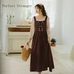 2024 Frühling Herbst Winter Neuankömmling Retro Rund kragen Blumen stickerei Langarm Frau Baumwolle Langes Kleid mit Kopftuch