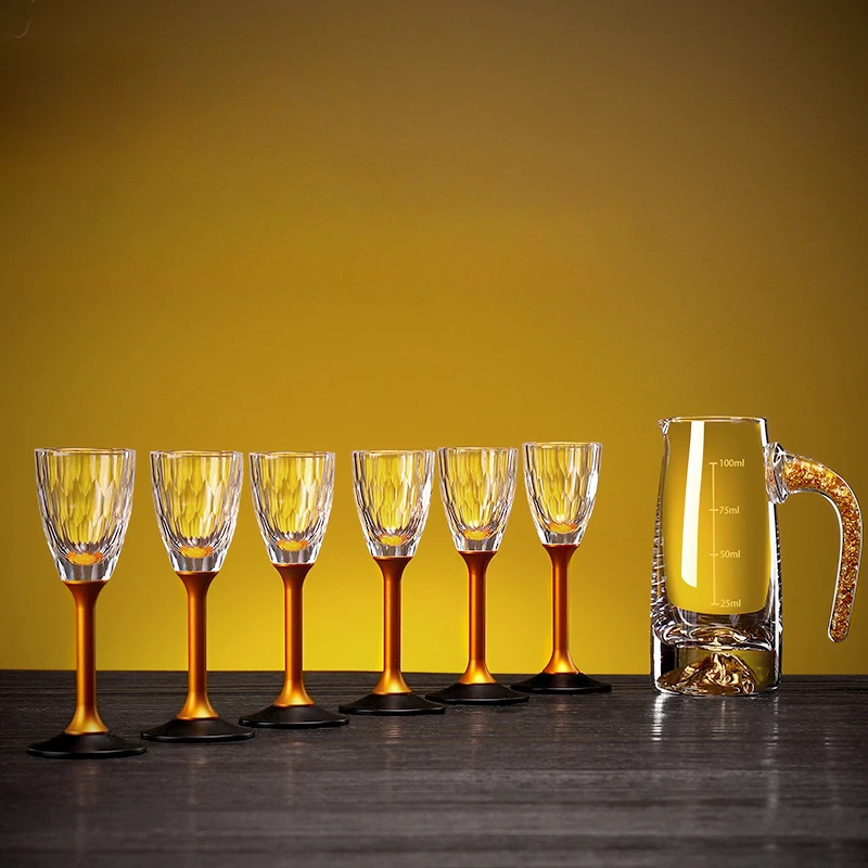 Crystal glass wine Jinshan gold foil wine separator household aluminum alloy small goblet wine with graduated cup holder