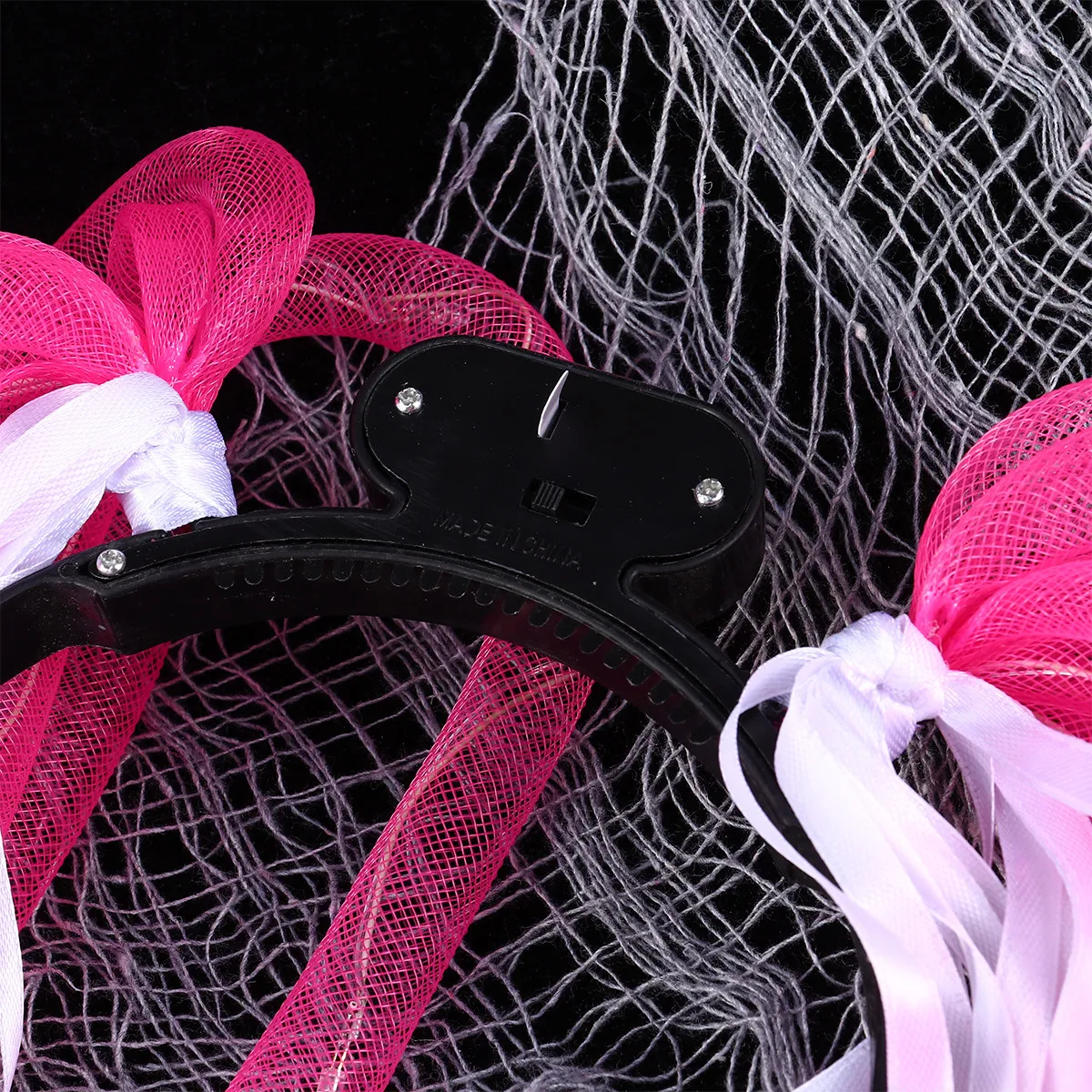 

1 шт. Светодиодная светящаяся повязка на голову с косичками, розовая, для вечеринок, аксессуар для волос, для Хэллоуина, светящаяся повязка для волос для ночных мероприятий