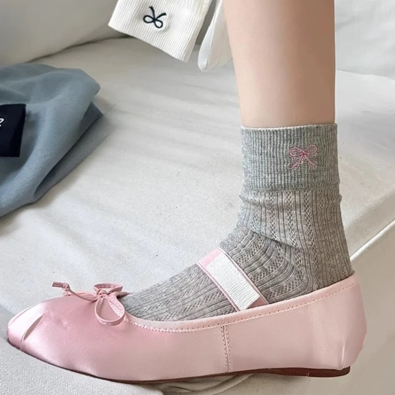 

Spring Summer Women Socks Hollow Out Thin Breathable JK Girls Middle Tube Socks Embroidery Bow Japanese Kawaii Cute Long Socks