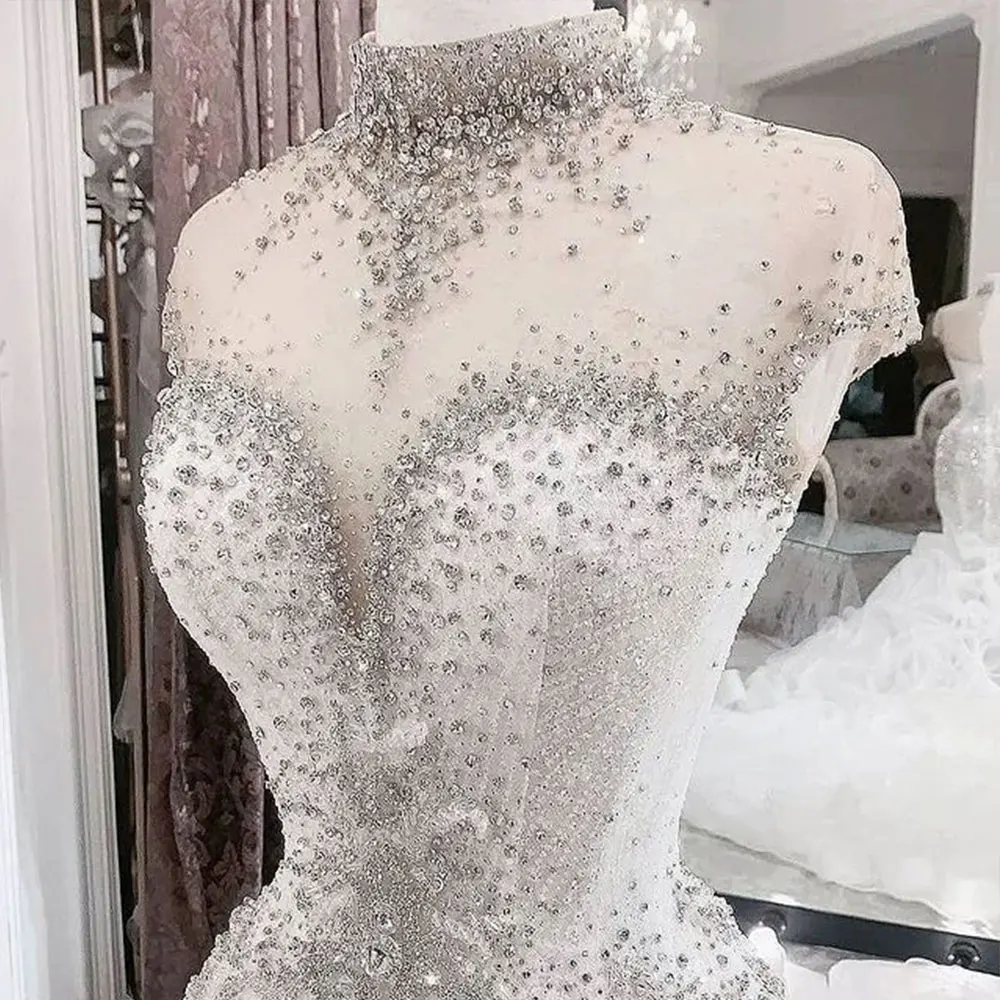 Lujosos vestidos de novia con cuentas de cristales, vestidos de novia de sirena de cuello alto, talla grande árabe Aso Ebi, cuello transparente,