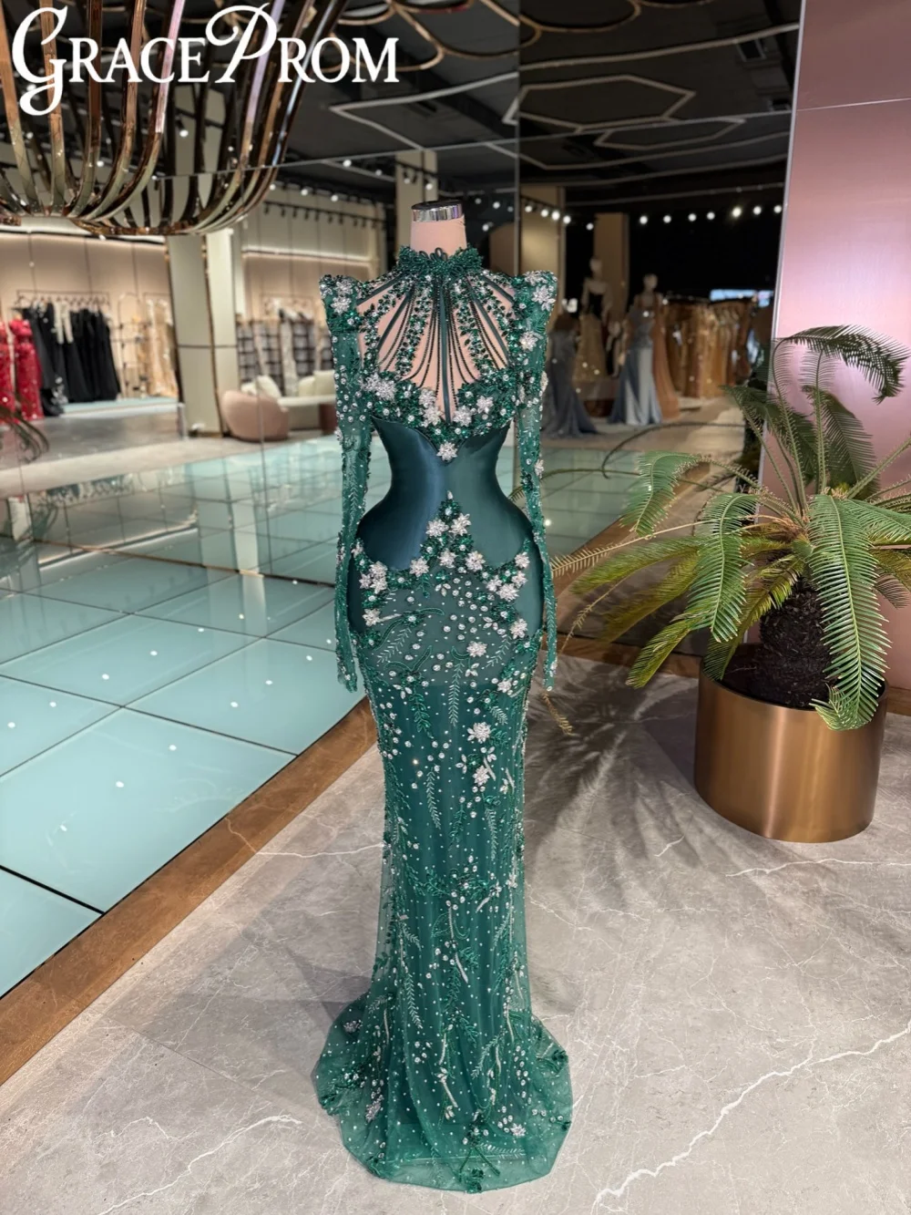 

Emerald Green Luxury Evening Dress Shimmering Beads Crystal Wedding Party Gowns Customized Elegant Mermaid Long Banquet Gowns