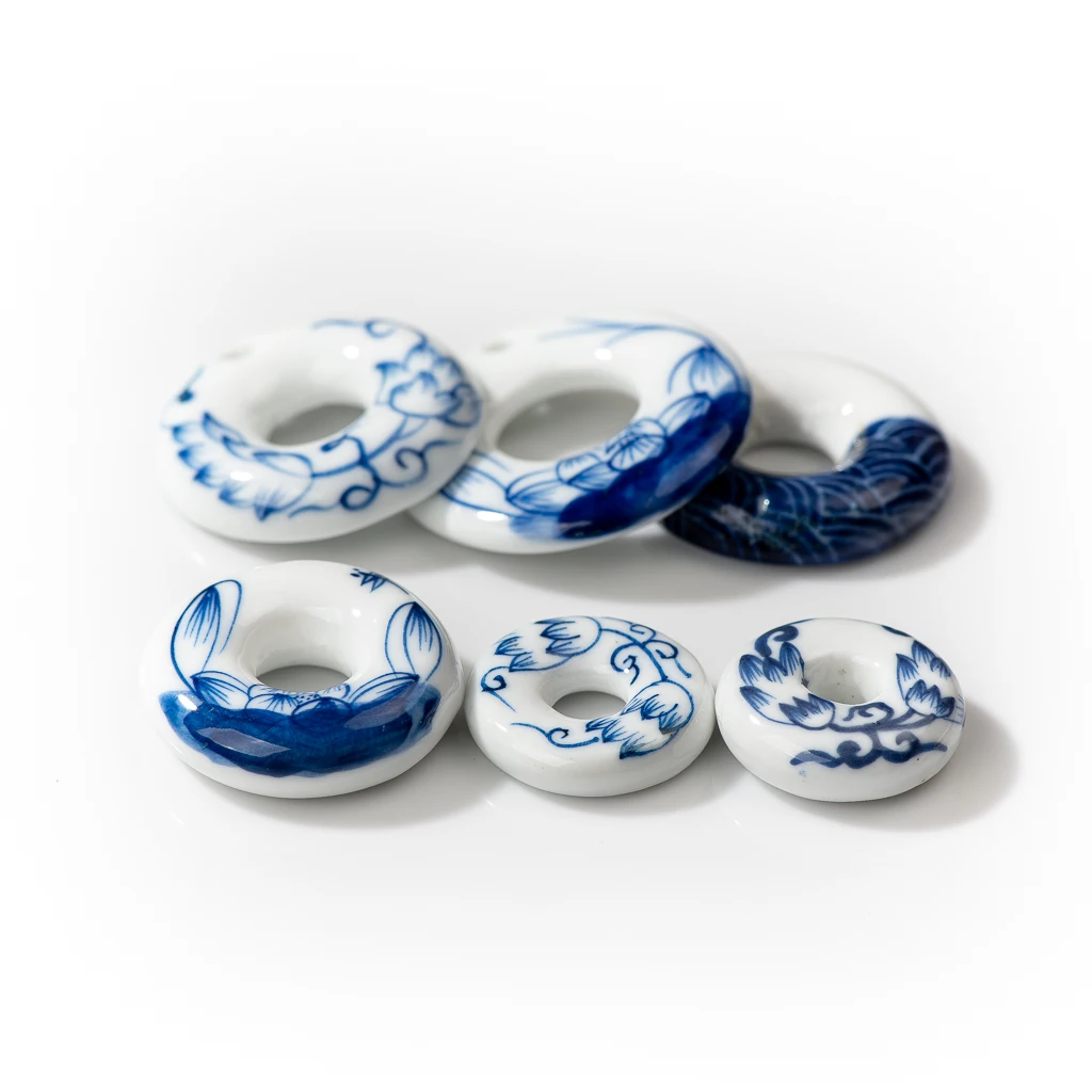 Hand-painted Blue And White Safety Button Porcelain Beads Ceramic Pendant For Jewelry Making Z051