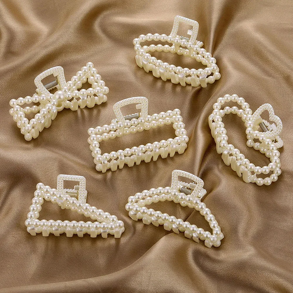 

Retro Imitation Pearl Hair Claws Fashion Non Slip Bath Large Geometric Shark Clip Hair Accessories Women Headwear Styling Tools