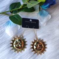 Big Golden Colour Sun Earrings Happy Celestial Jewelry Summer  Sunshine Fashion Beautiful Women Friend Gift Exaggerated Jewelry