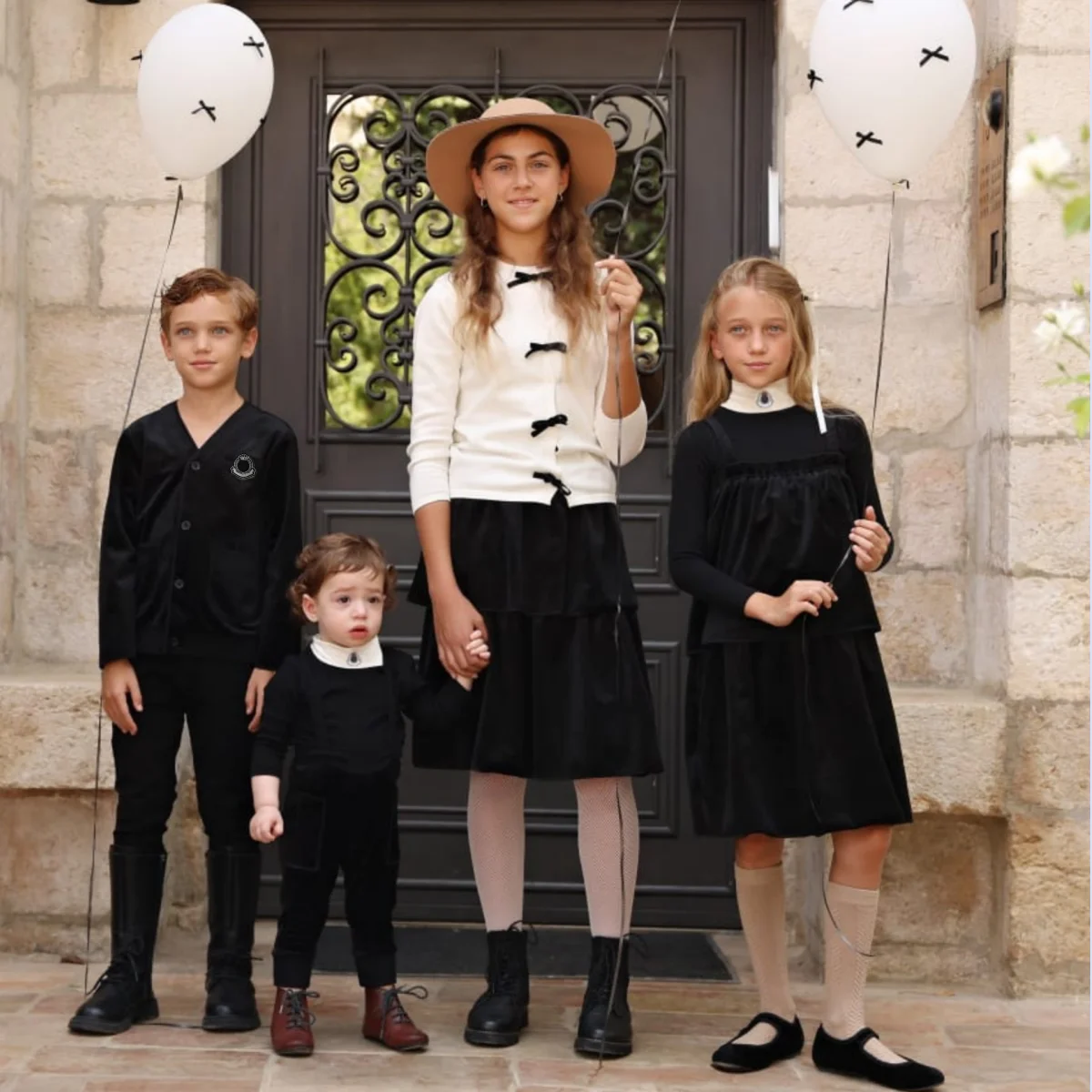 2025 Mail's AW High End Outfits Brother Sister Family Matching Clothes Black Velvet Dresses Blazers Skirtsmail